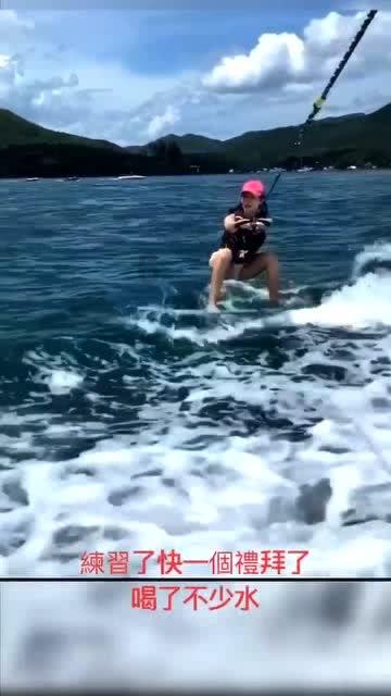 小猫钓鱼游戏龙王版有船
